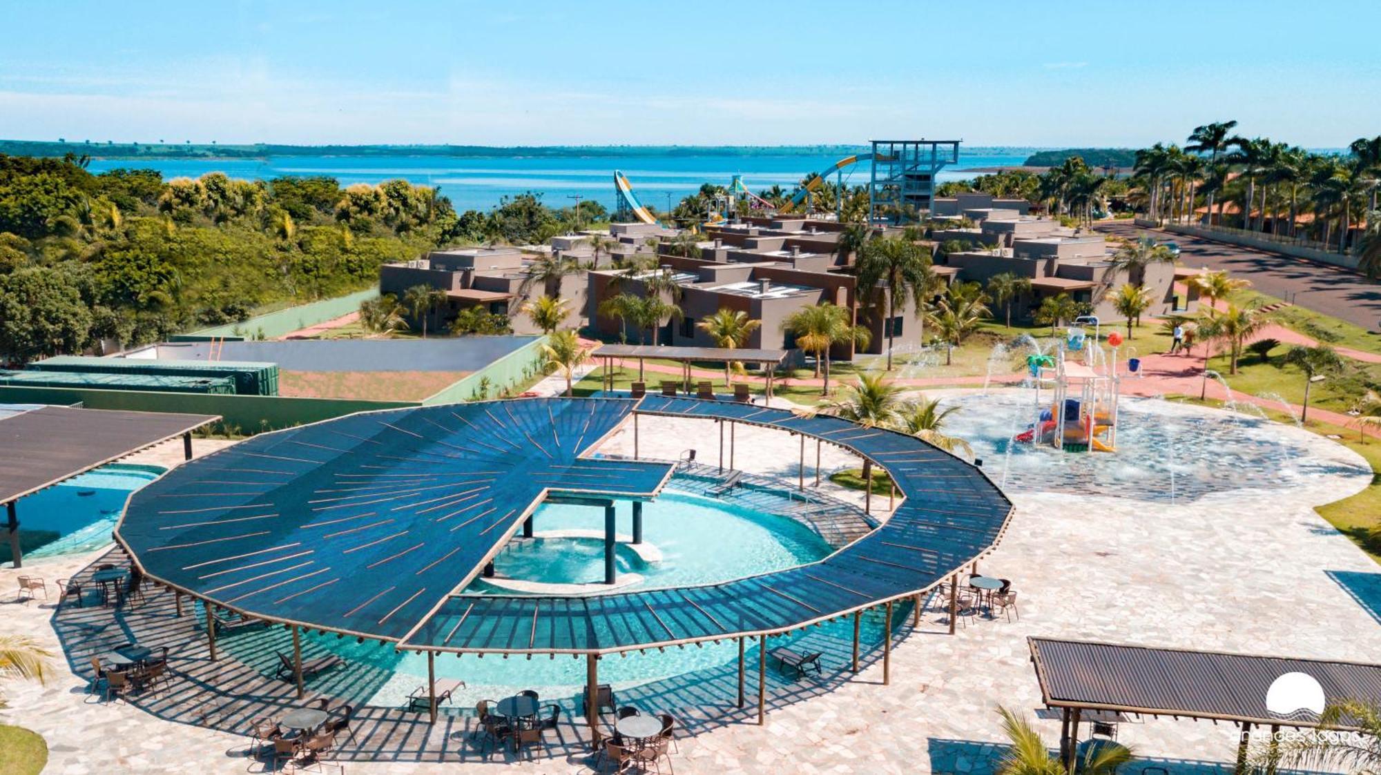 Grandes Lagos Resorts E Parque Aquatico Santa Clara d'Oeste Exterior foto
