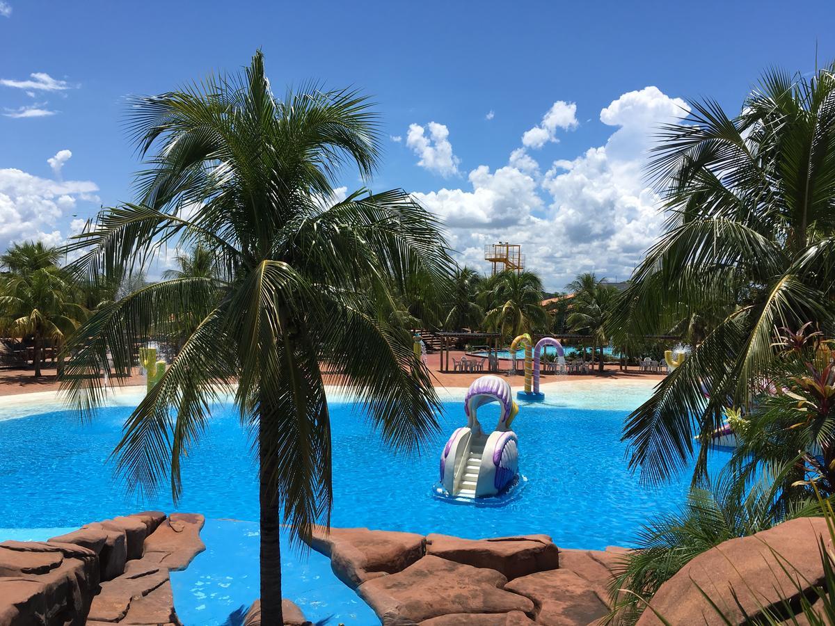 Grandes Lagos Resorts E Parque Aquatico Santa Clara d'Oeste Exterior foto