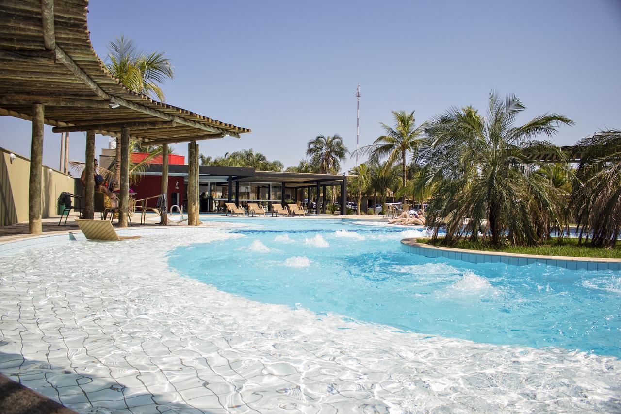 Grandes Lagos Resorts E Parque Aquatico Santa Clara d'Oeste Exterior foto